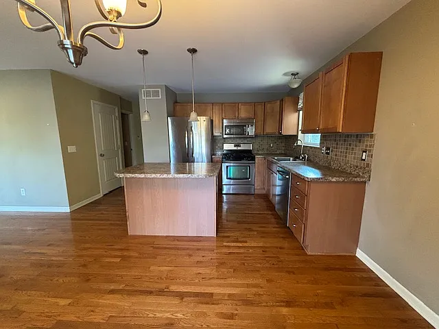 10498 King Rd — Photo 4