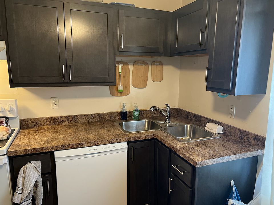 New Kitchen with dishwasher