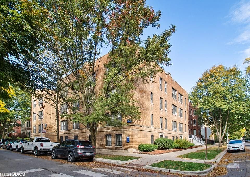 1st image of 3902 N Janssen Ave #2A