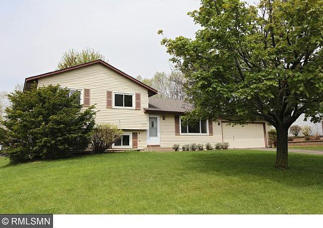 1st image of 2724 Chertsey Dr