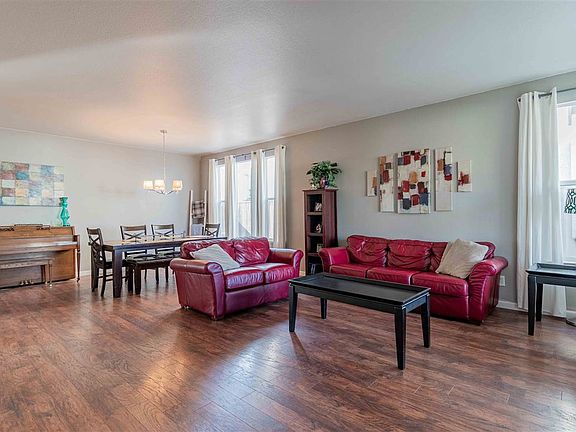 4th image of 5016 Almanor Dr