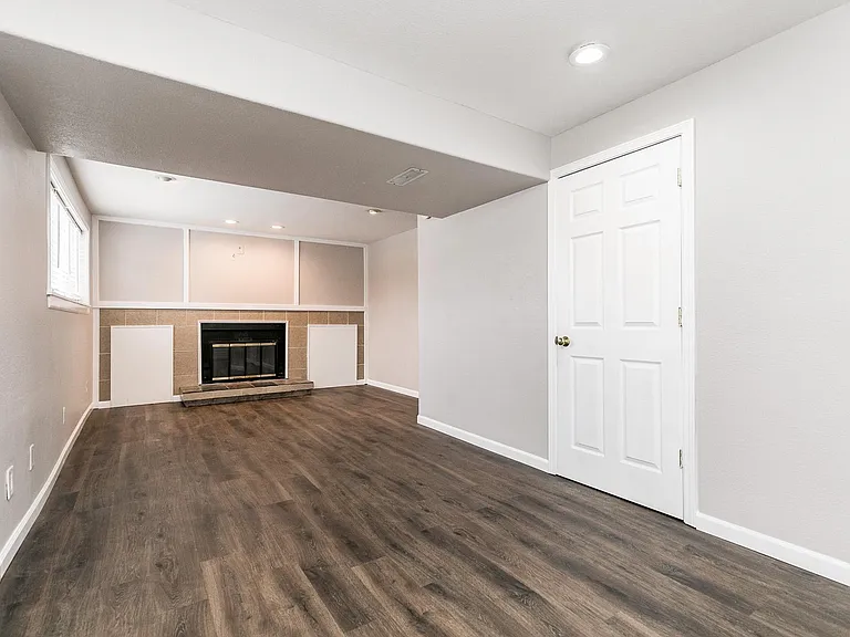 130 Harbet Ave NW — Photo 22