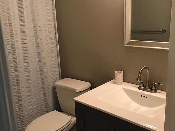 Bathroom #1 (Full)
