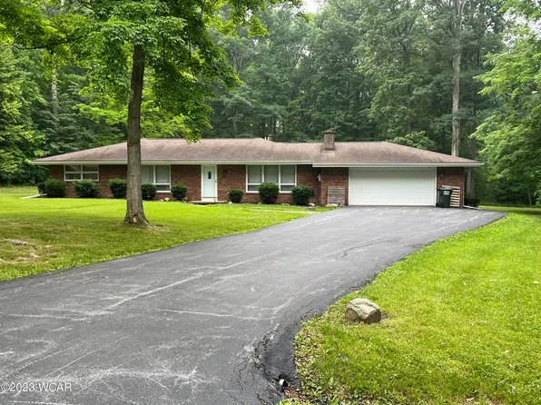3863 Forest Dr, Lima, OH 45805