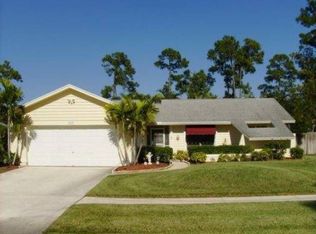 14107 Greentree Dr, Wellington, FL 33414