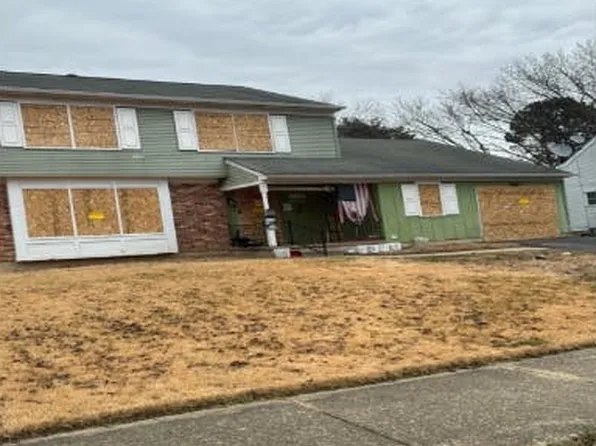 135 Quail Hollow Dr, Dover, DE 19904