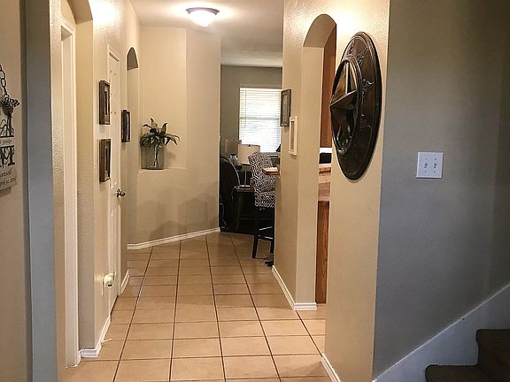 Entry way