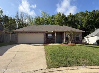 101 Stapleton Dr, Canton, MS 39046