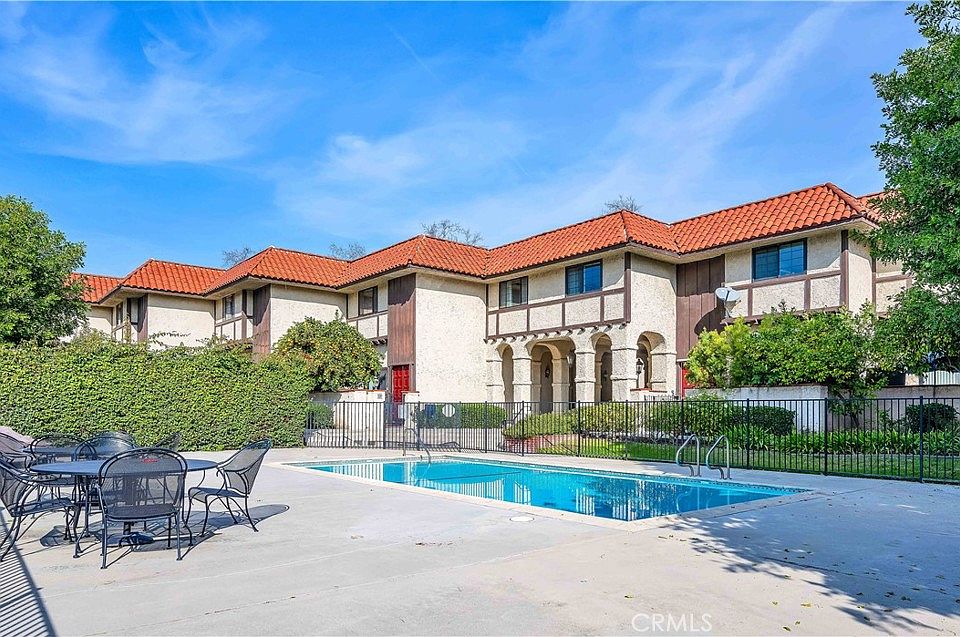 400 W Riverside Dr UNIT 8, Burbank, CA 91506 Zillow