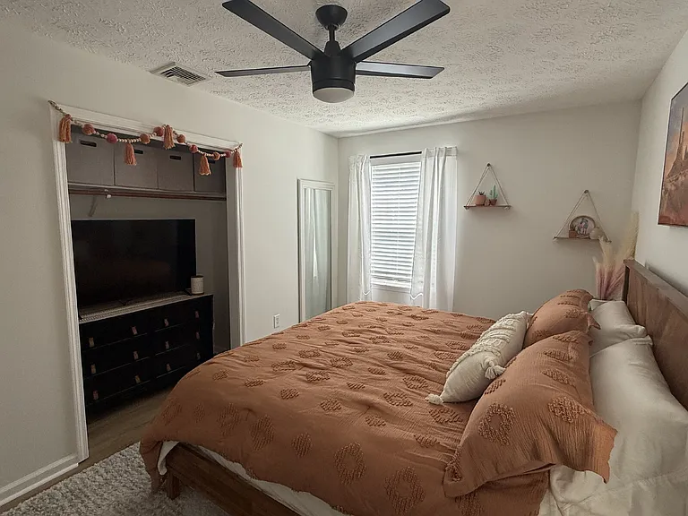 116 Lance Ln — Photo 12