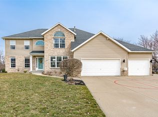 6961 Bowman Ln NE, Cedar Rapids, IA 52402