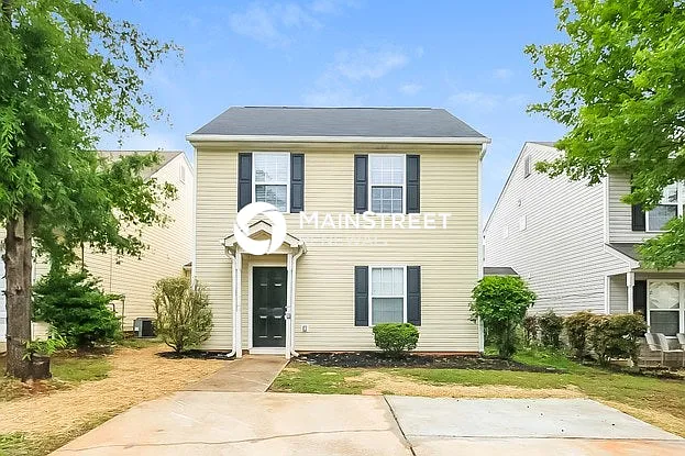330 Coral Cir — Photo 1
