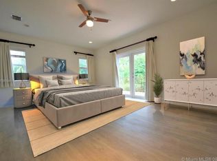 3121 McDonald St #3121, Miami, FL 33133