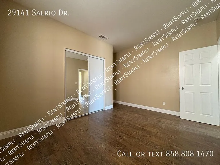 29141 Salrio Dr — Photo 13