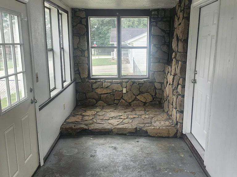 717 V St #1 — Photo 11