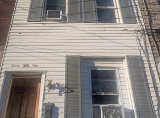 759 Mount Vernon St, Camden, NJ 08103