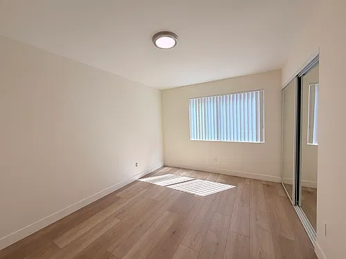 Floor plan 203