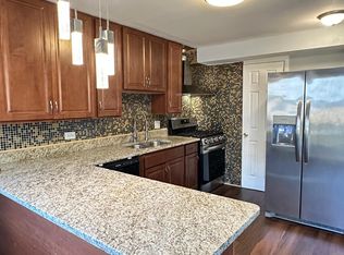 7861 Nordica Ave, Niles, IL 60714