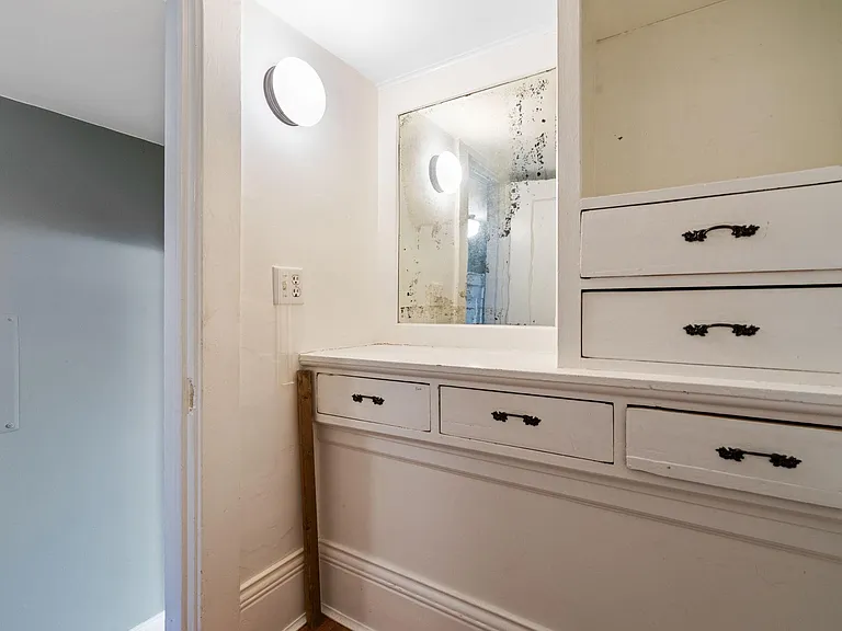 385 Laurel Ave — Photo 11