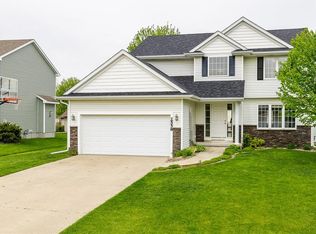 2558 NW 158th St, Clive, IA 50325