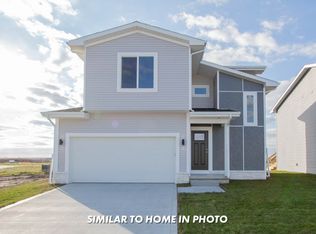 15231 Deerview Dr, Urbandale, IA 50323