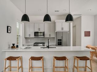 2209 Woodland Ave #401, Austin, TX 78741