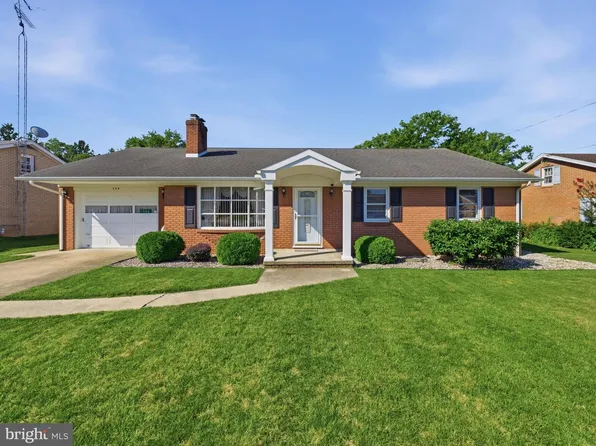 544 Mentzer Ave, Chambersburg, PA 17201