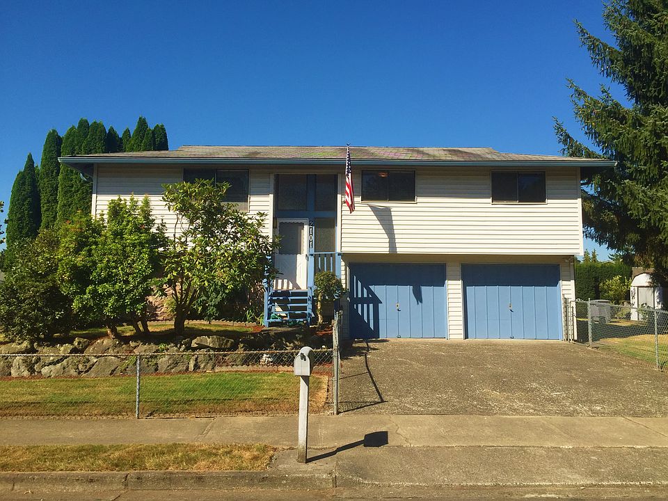 1st image of 2101 Riverview Dr NE