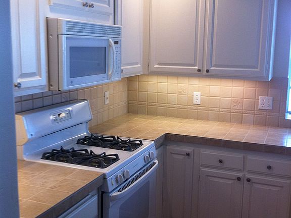 3rd image of 53 W Harrison Ave