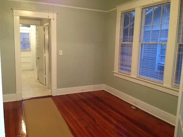 2nd Room/Entertainment