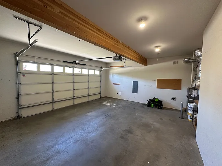 4726 Hadley St — Photo 8