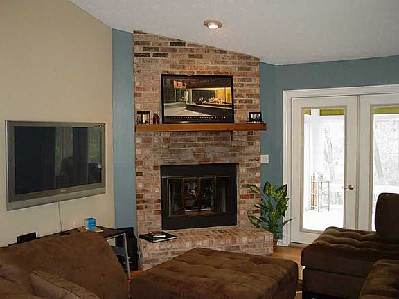 4th image of 2848 Mission Hills Ln
