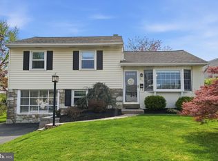 600 Bryant Ln, Hatboro, PA 19040