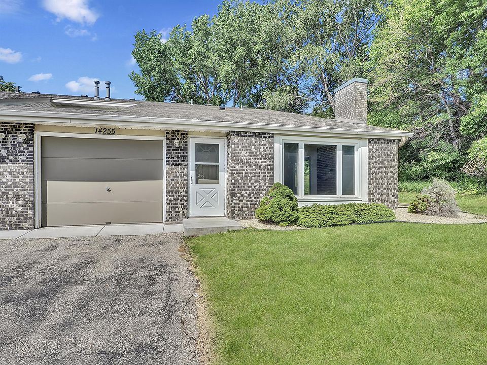 1st image of 14255 Hemlock Ct N #1