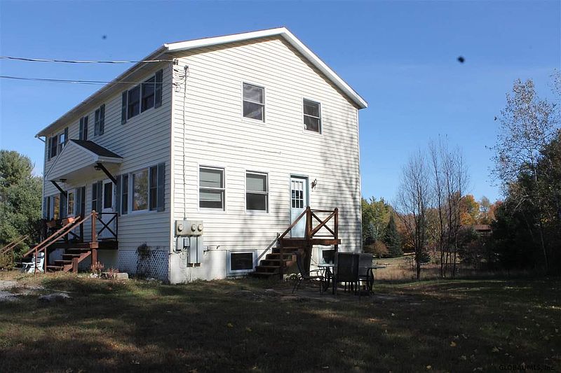2nd image of 1209-1211 N CREEK Road