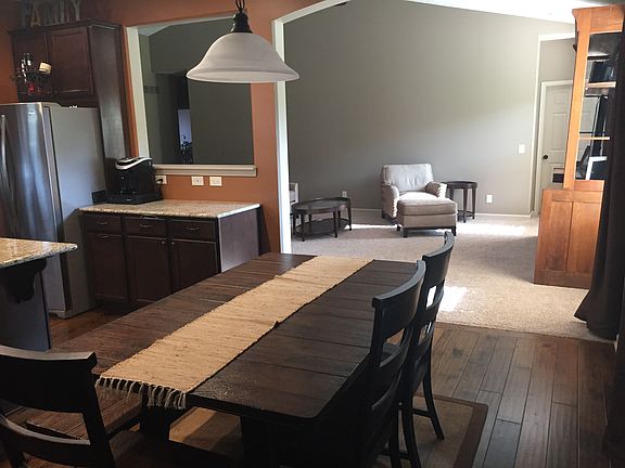 4th image of 10607 S 213th St