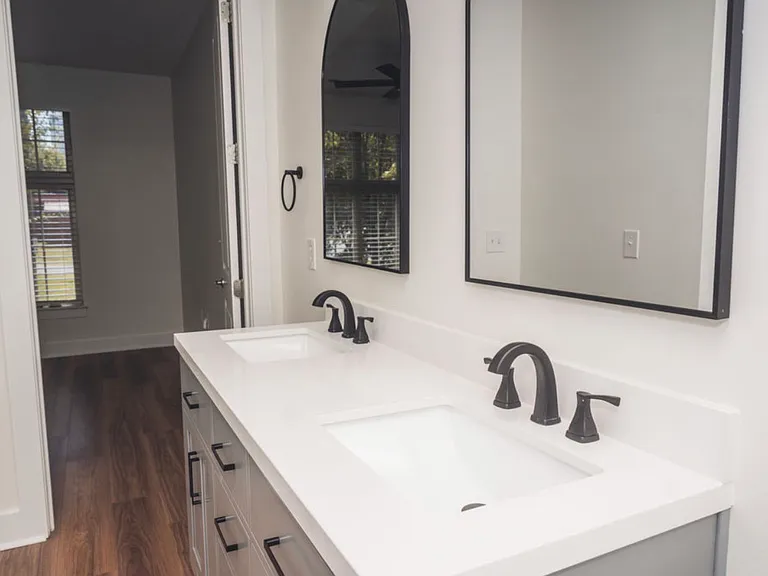 1101 W 1st St #103 — Photo 34