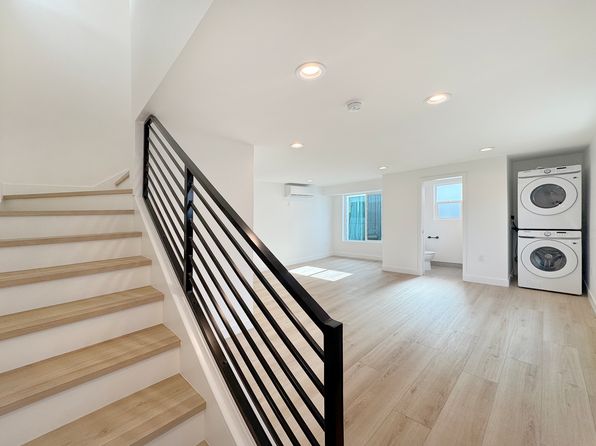 4461 Farquhar Ave #D