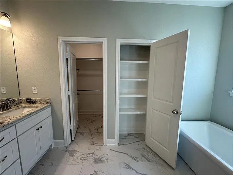 11948 Gillian Ct — Photo 19