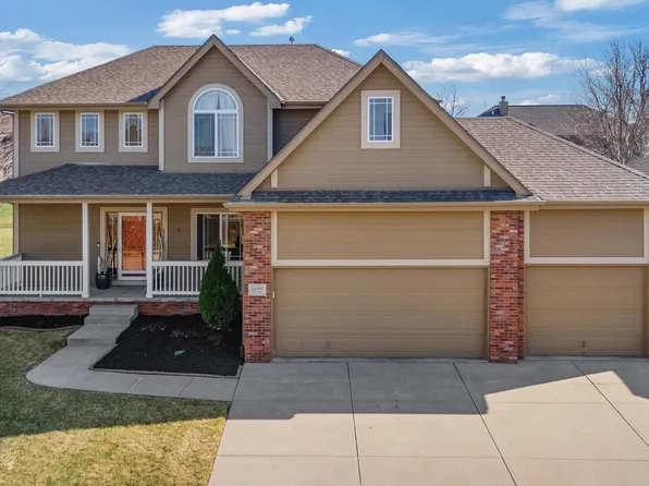 16305 Rosewood St, Omaha, NE 68136