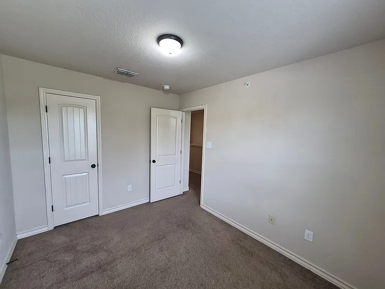 6618 Arancione Ave #104 — Photo 31
