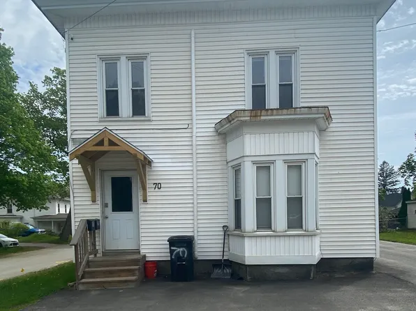 70 High St #2, Fairfield, ME 04937