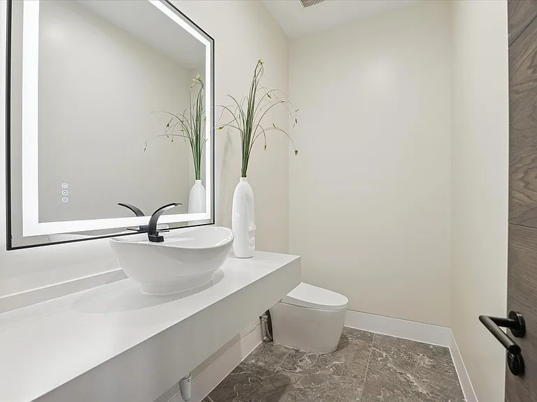 2610 Westgrove Ln — Photo 9