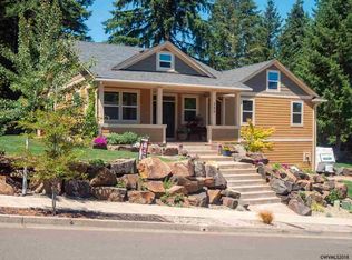 350 Boulder Ridge Dr, Sweet Home, OR 97386