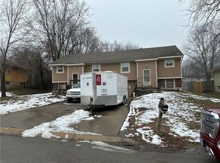 339 N Gilbert St, Independence, MO 64056