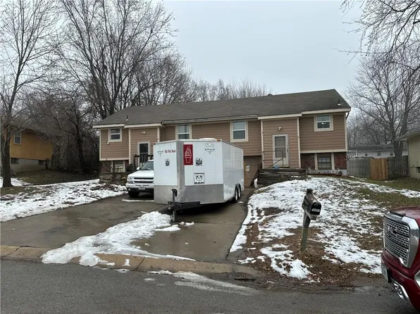 339 N Gilbert St, Independence, MO 64056