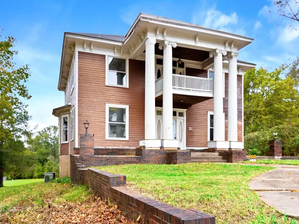 1311 Walnut St, Centreville, AL 35042