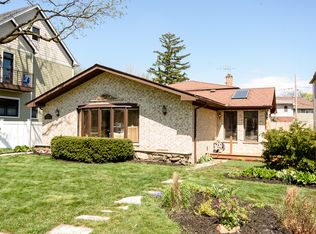 6950 W Hobart Ave, Chicago, IL 60631