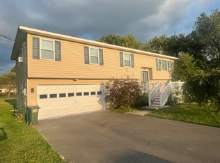 109 Orchard Dr, Valatie, NY 12184