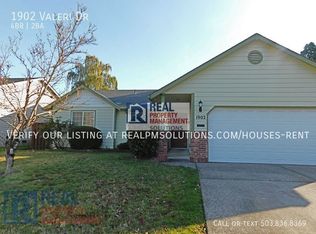 1902 Valeri Dr, Newberg, OR 97132